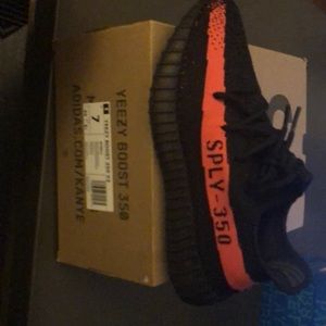 Yeezy Shoes